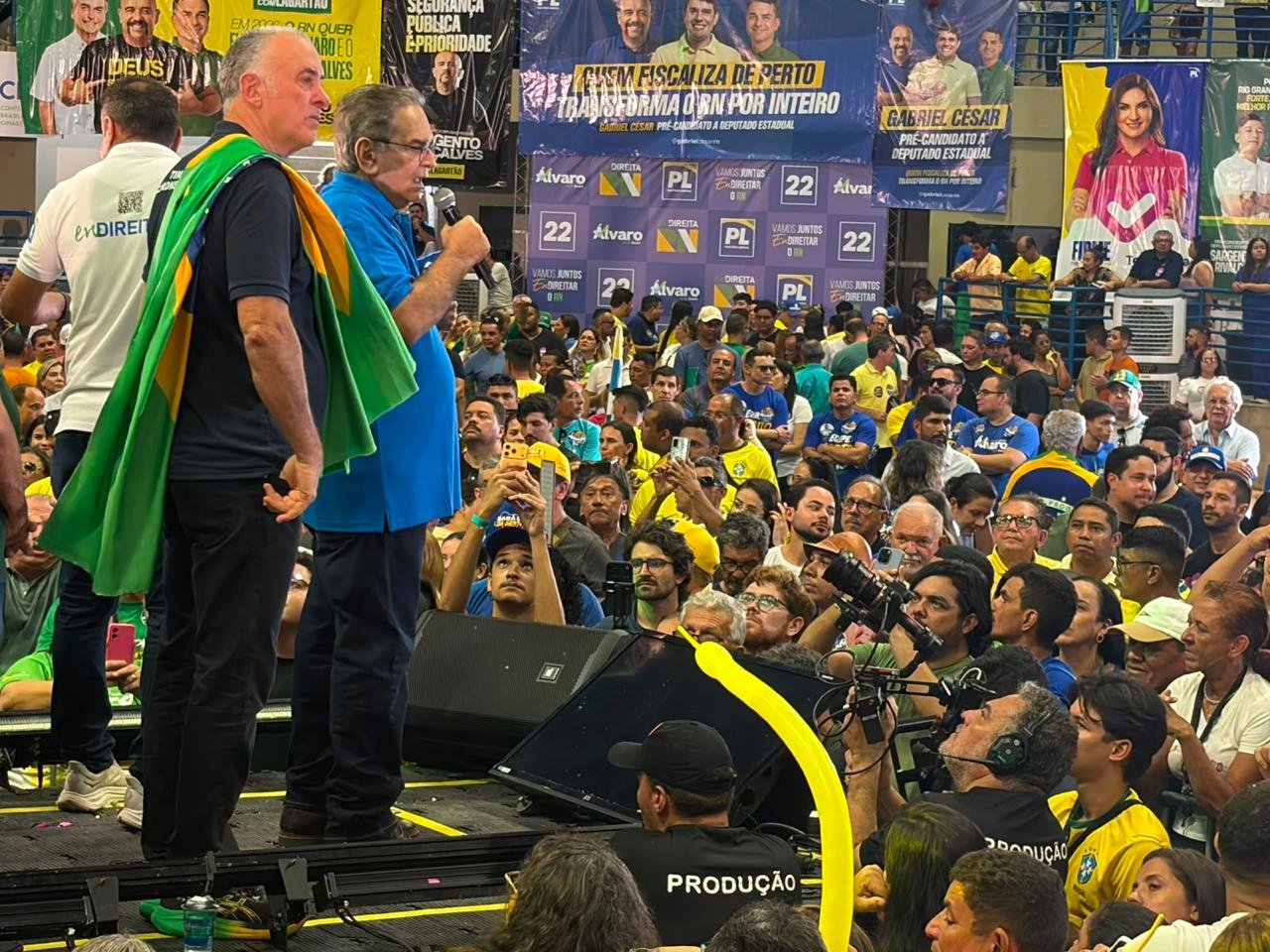 Álvaro aposta em polarização com Cadu Xavier no segundo turno