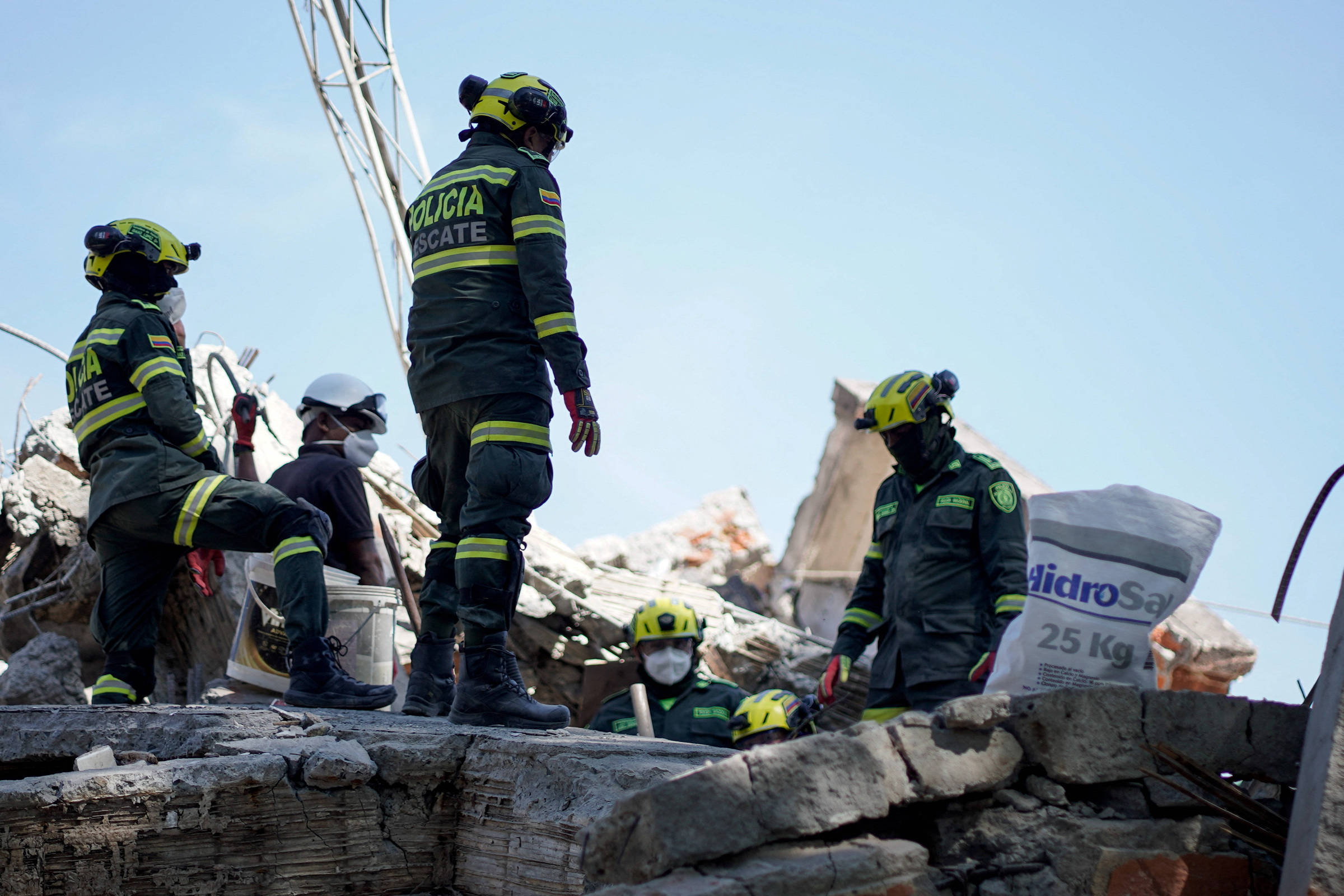 Colômbia limita ajuda humanitária após terremoto a quatro países