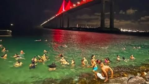 Praia da Redinha: banho desaconselhado por risco à saúde em Natal