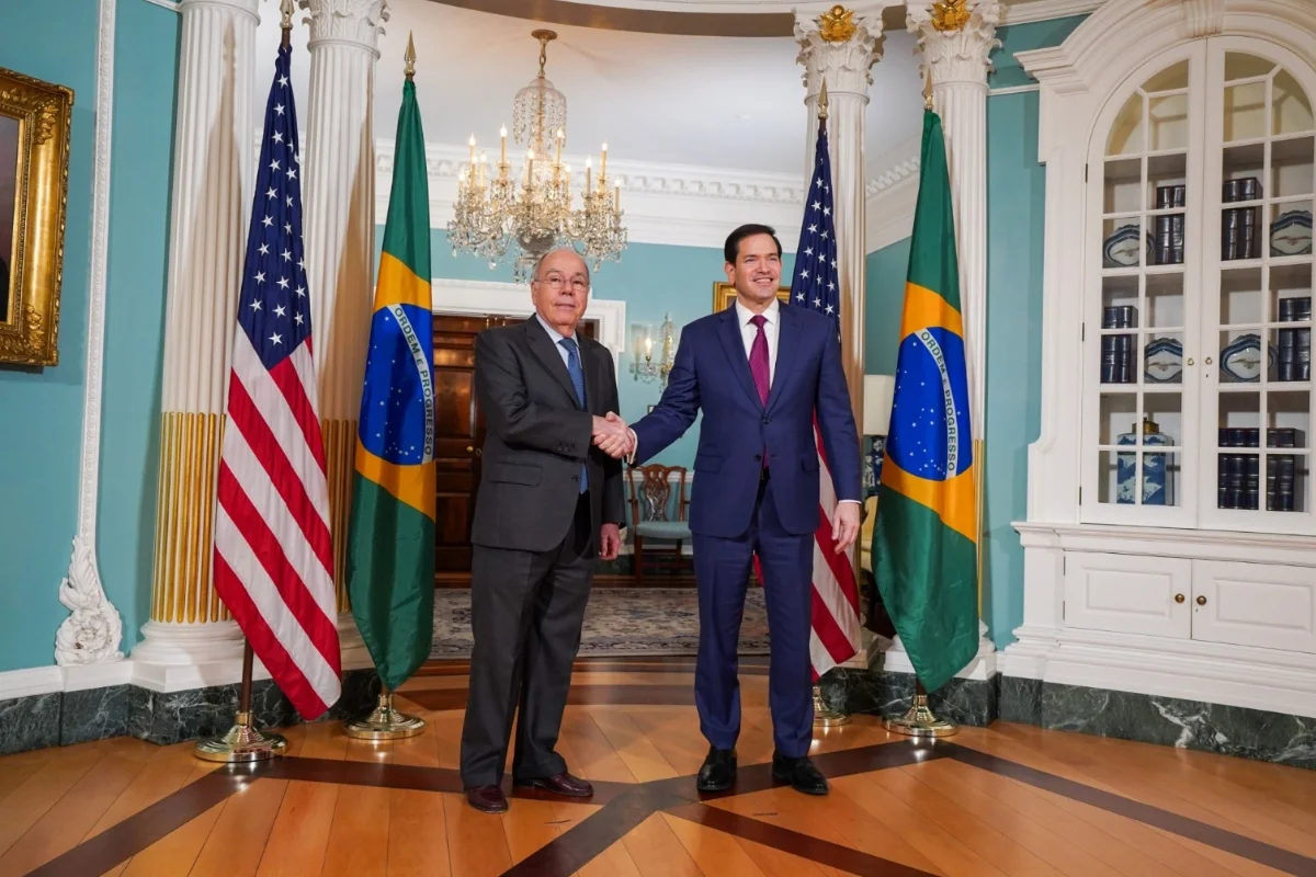Brasil recusa convite para conferência de Donald Trump sobre extrema esquerda