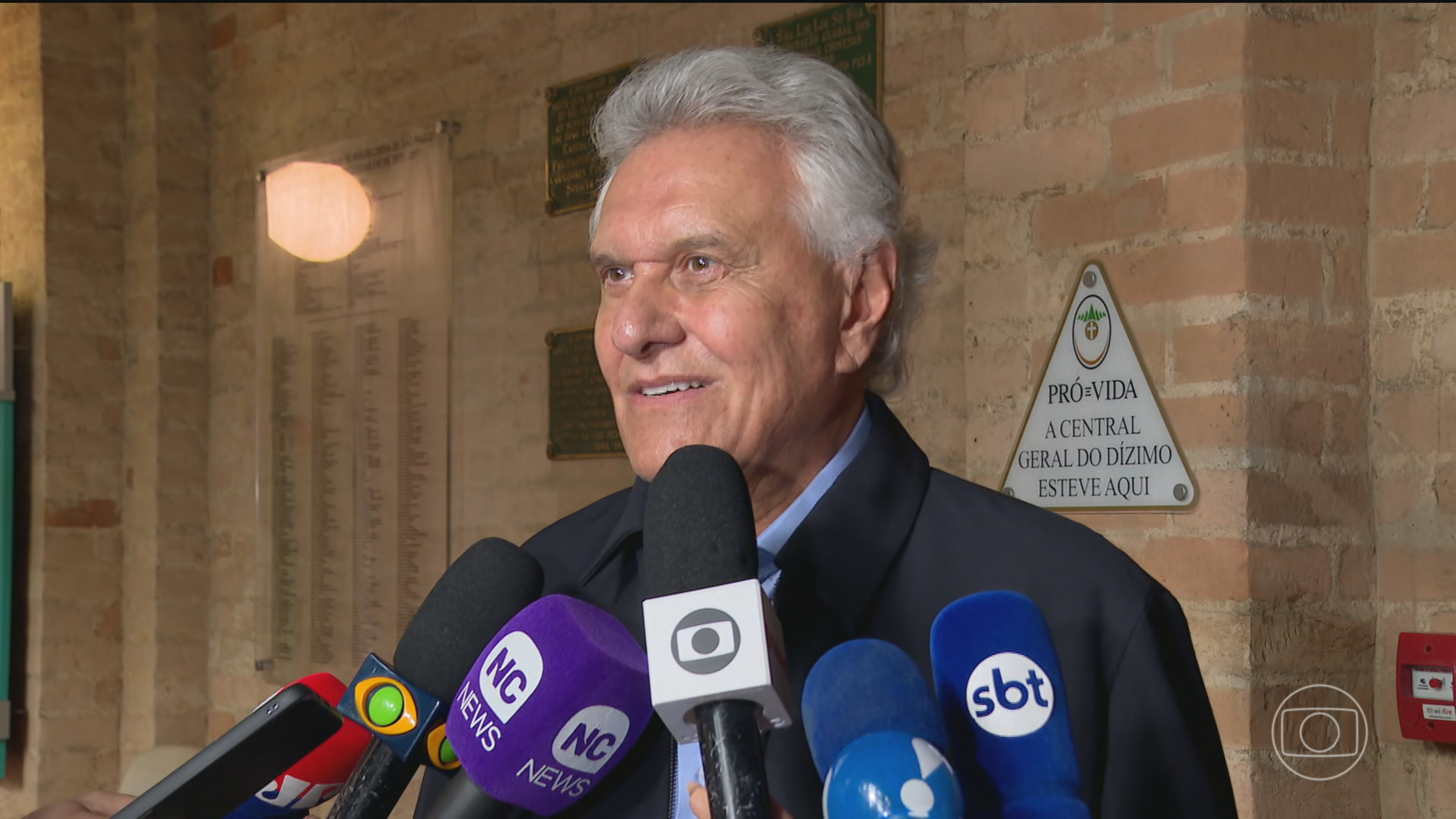 Ronaldo Caiado defende renúncia de Alexandre de Moraes do STF