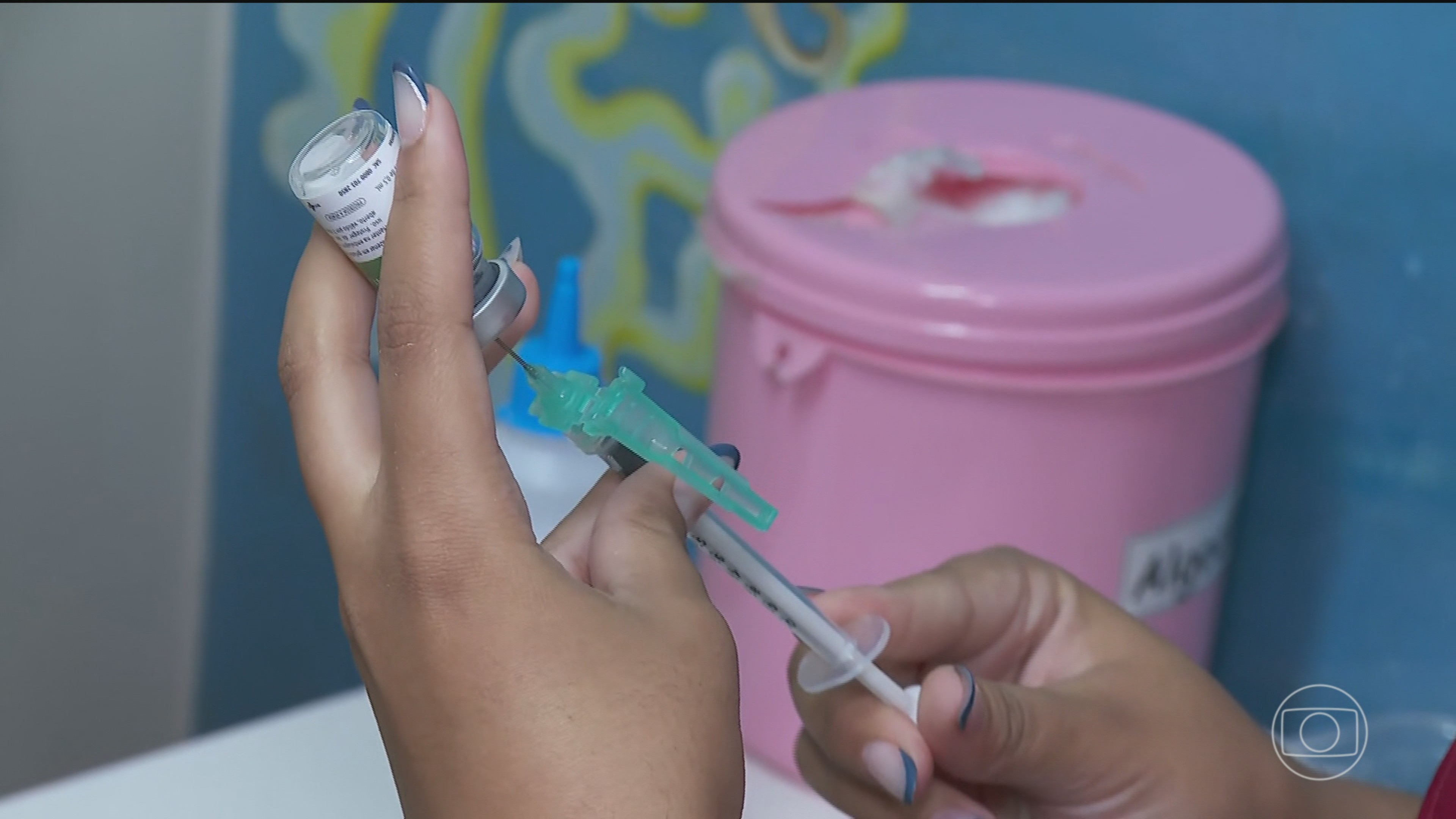Vacinação contra gripe começa mais cedo em meio a riscos crescentes