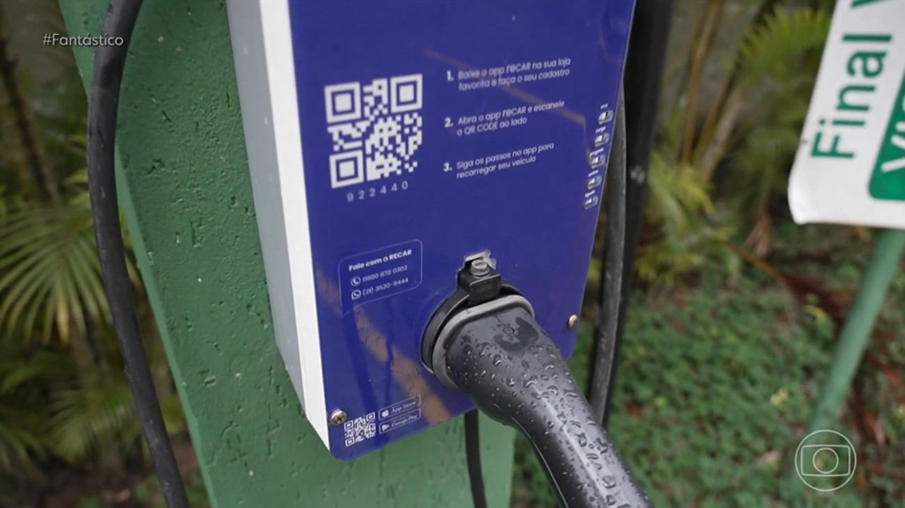 Condomínios enfrentam desafios para adaptar garagens a carros elétricos