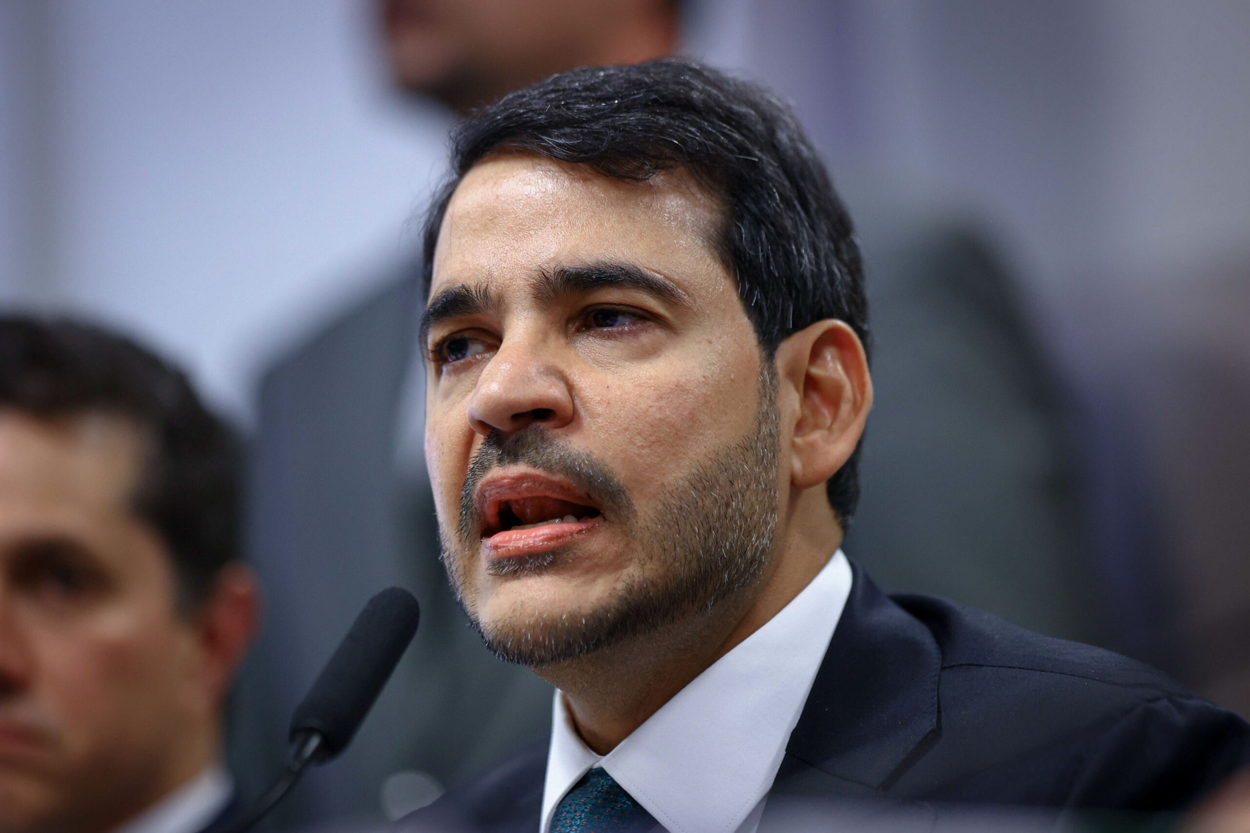CCJ aprova Messias para o STF em sabatina acalorada