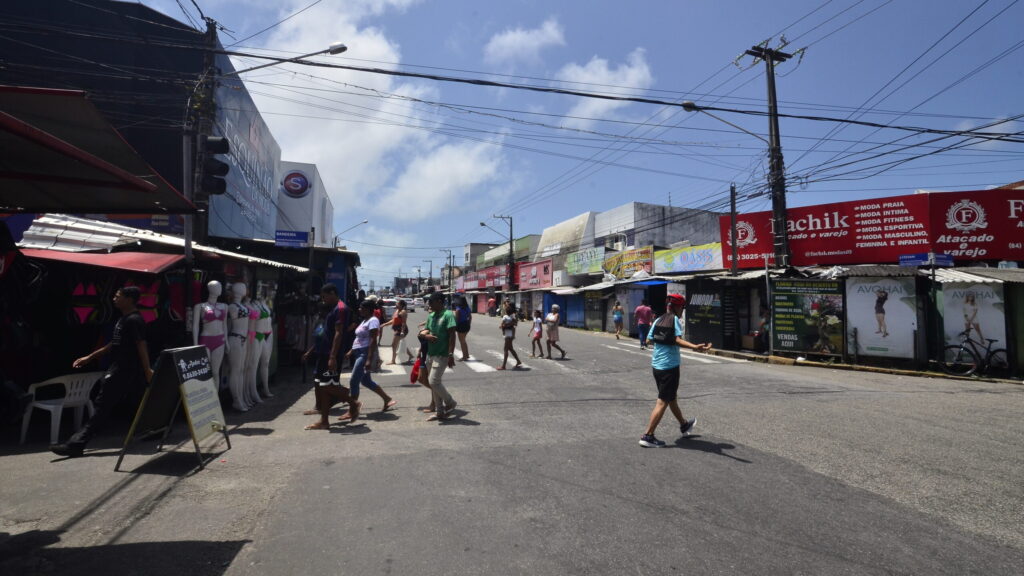 CDL Natal divulga novos horários do comércio para feriado de Tiradentes