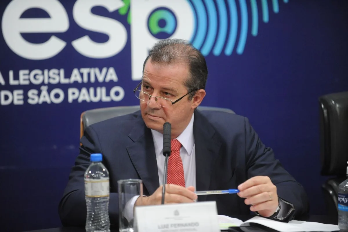 Deputado do PT aluga imóvel de assessora com verba da Alesp