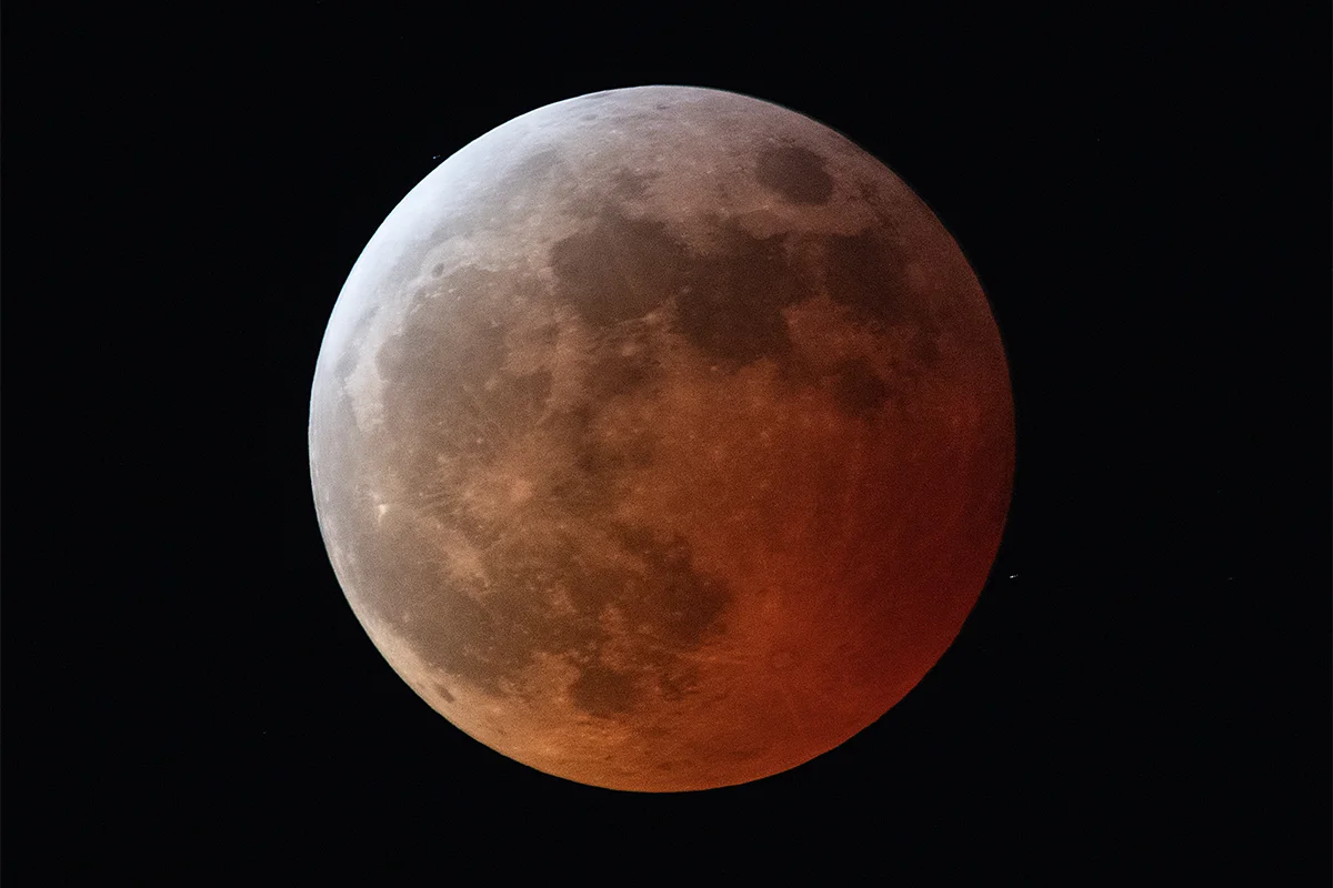 Eclipse lunar parcial poderá ser observado em todo o Brasil
