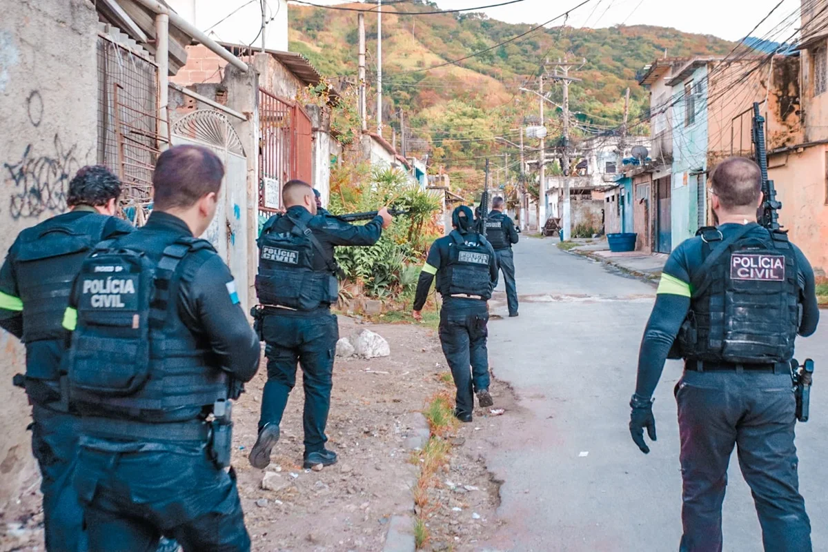 Esquema bilionário movimentava R$ 100 milhões para facções criminosas