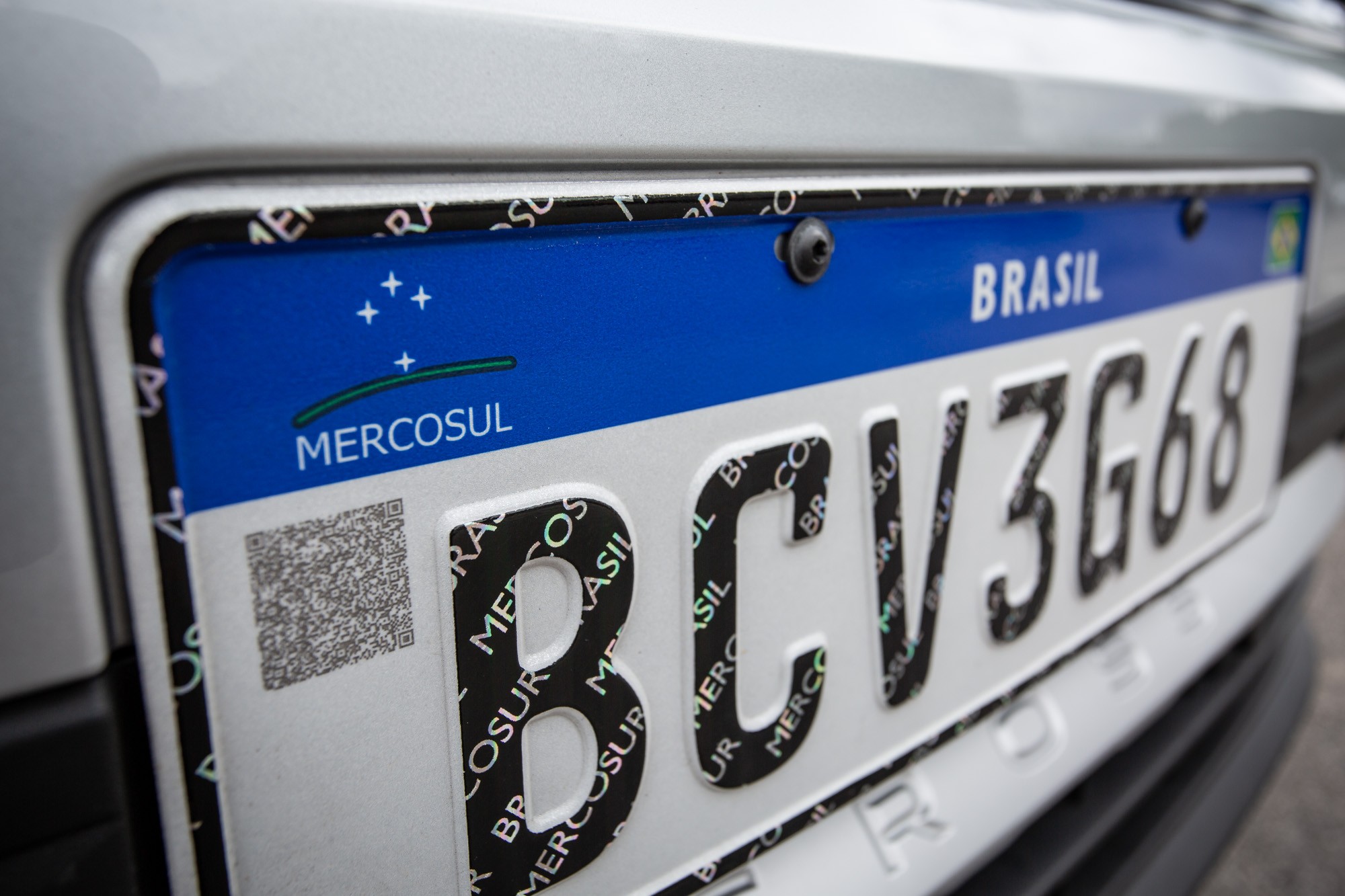 Entenda o projeto de lei que busca mudar placas de carro no Brasil