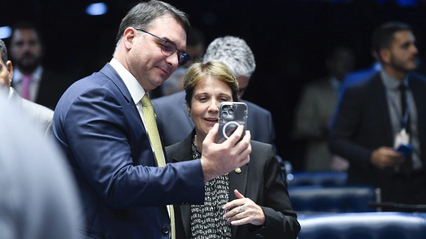Tereza confirma apoio à campanha de Flávio Bolsonaro