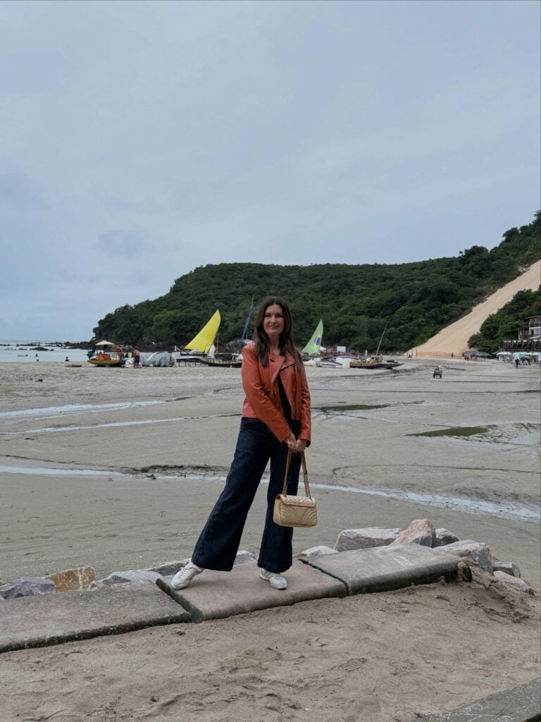Fátima Bernardes explora pontos turísticos de Natal após participar da ExpoEduc