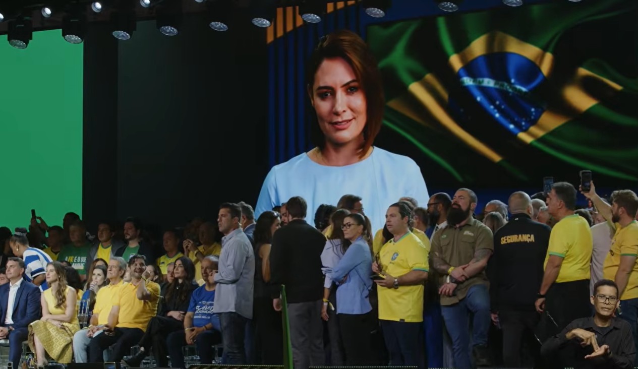 Trégua entre Flávio e Michelle Bolsonaro mascara crise interna no PL