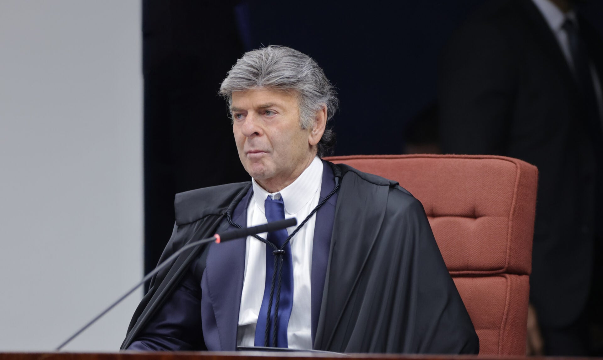 STF tem placar de 2 a 0 para manter prisões de pai e primo de Vorcaro, com voto antecipado por Fux