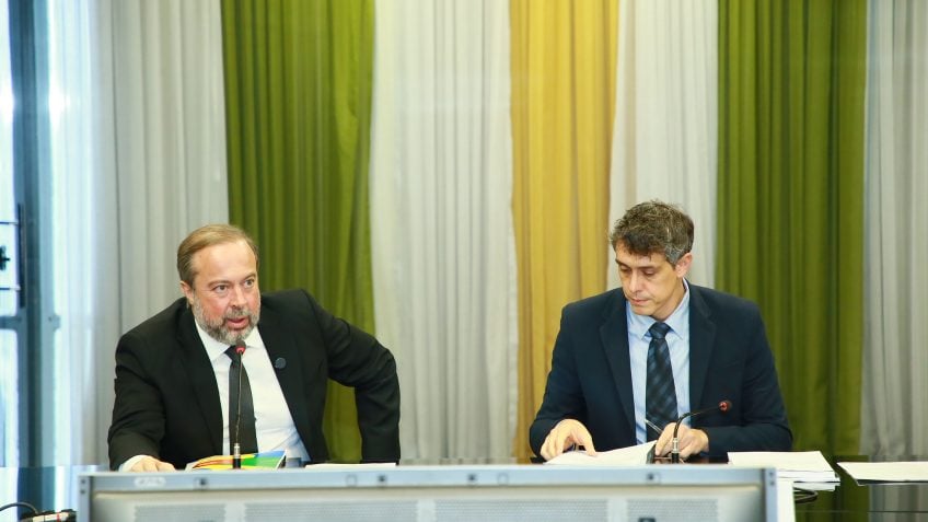 Conselho Nacional de Política Energética decide sobre aumento do etanol na gasolina nesta quarta-feira, 08 de julho de 2026