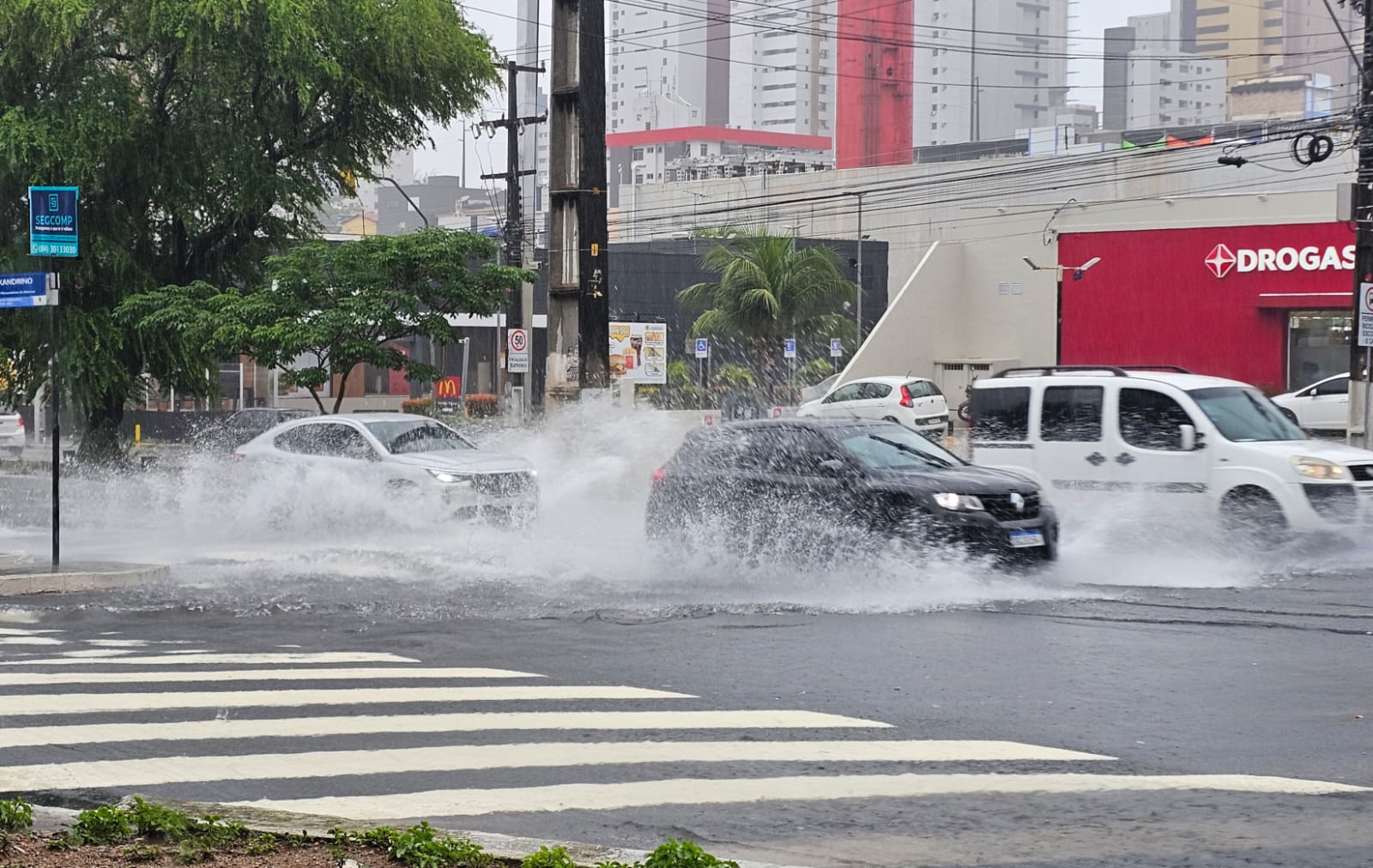 Inmet emite alerta de chuvas intensas para Natal e 58 cidades do RN