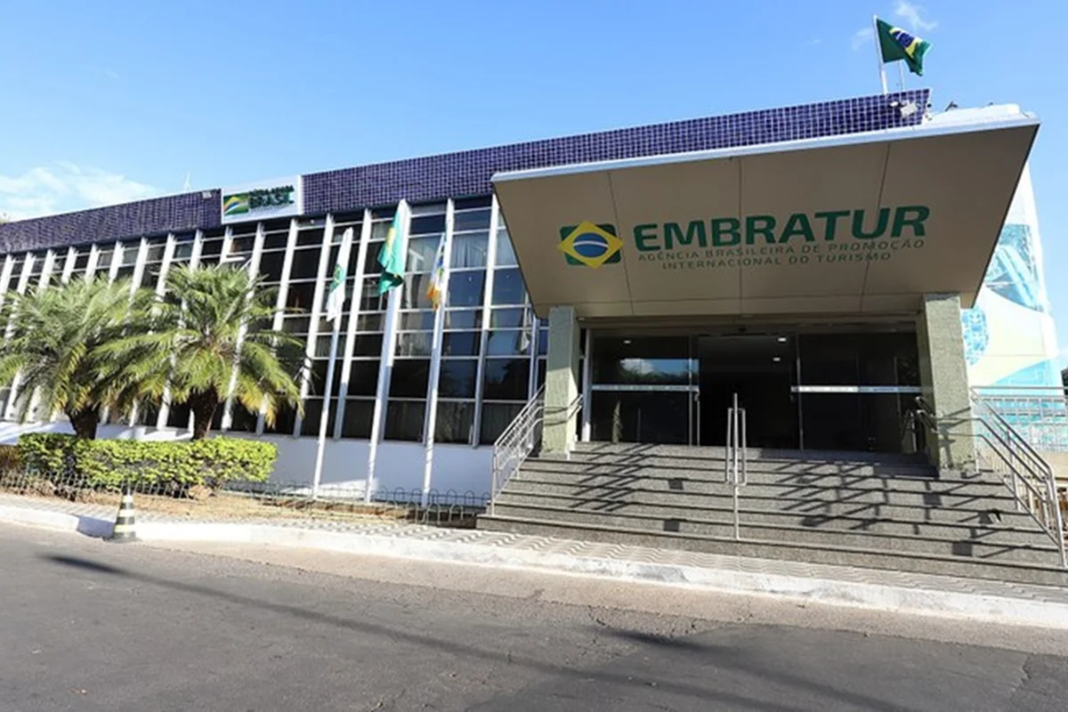 Embratur encerra inscrições de concurso para cargos em Brasília