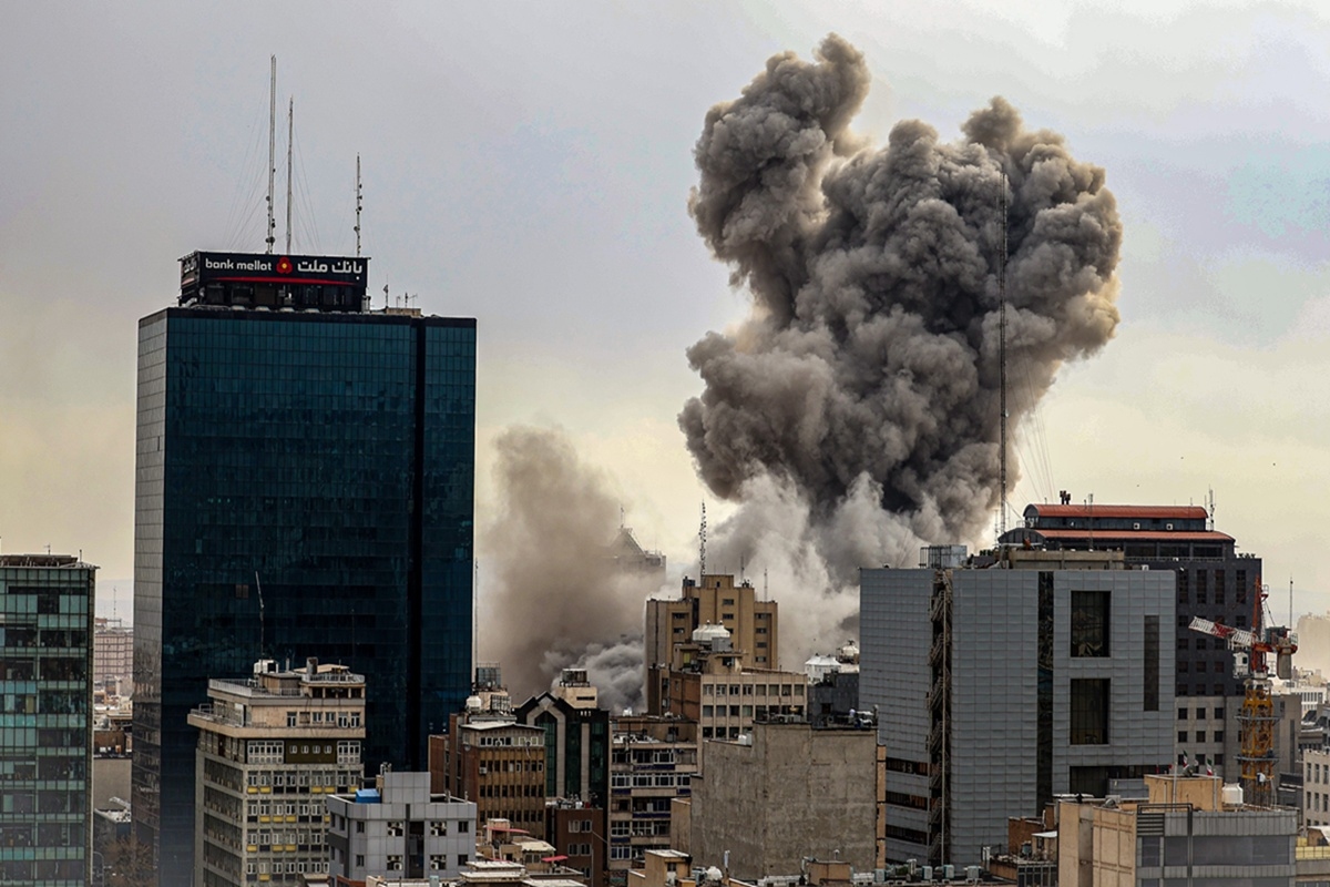 Irã e Israel: tensão escala após ataque e ameaças de Pezeshkian