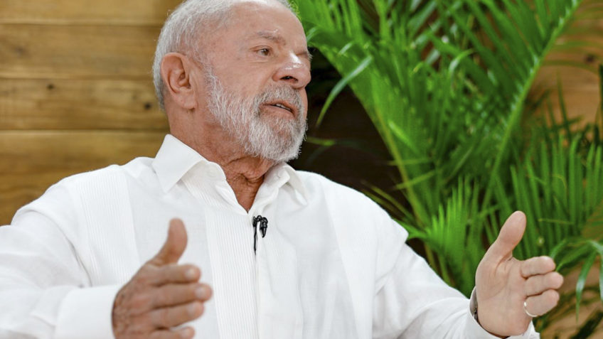 Lula garante: Pix é do Brasil e não será mudado por pressão externa