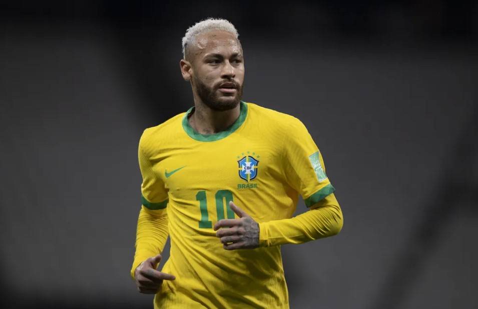 Neymar oficializa sua aposentadoria da Seleção Brasileira