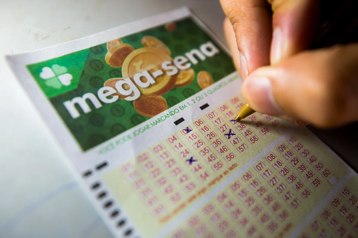 Mega-Sena acumula novamente e prêmio alcança R$ 42 milhões