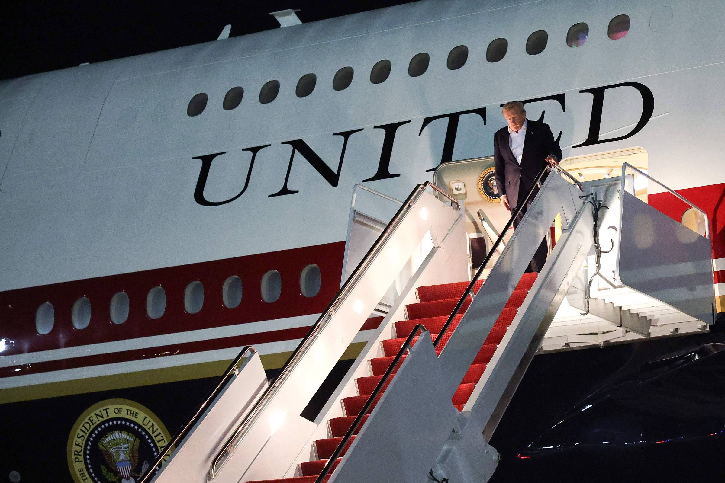 Falha em sistemas de defesa do novo Air Force One gera preocupações