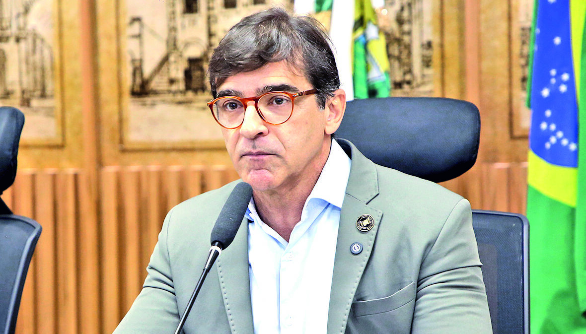 Prefeitura de Natal cria cargos e projeta economia de R$ 6 milhões