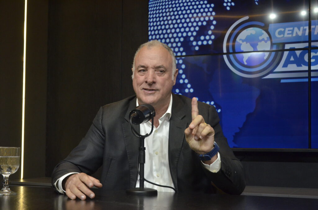 Coronel Hélio ataca gestão estadual, refuta Samanda Alves e diz que "o povo do RN não vive na Noruega"