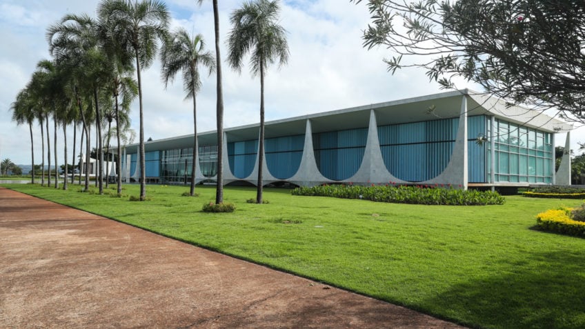 Lula classifica moradia no Palácio da Alvorada como desumana