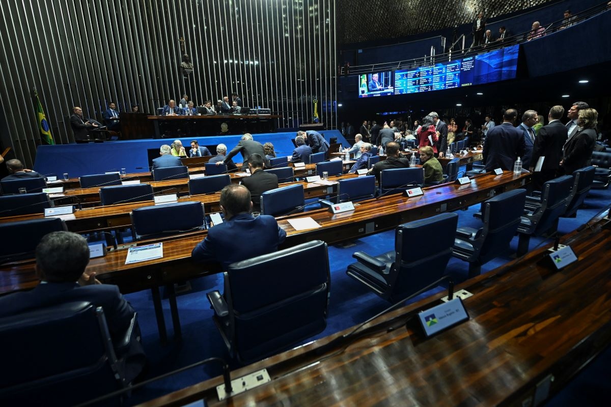 PEC 6x1: Após aprovação na Câmara, entenda o rito e as perspectivas no Senado