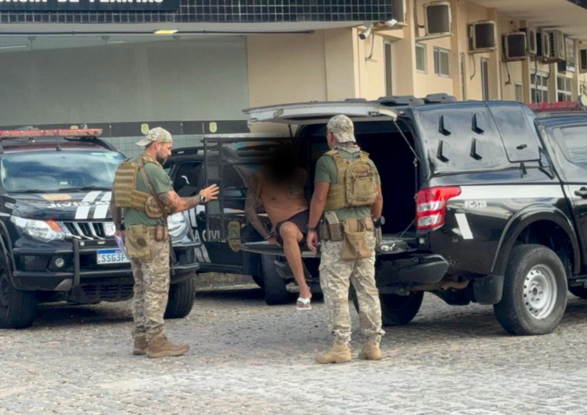 Polícia Civil prende 11 pessoas em operação contra braço armado de facção no RN