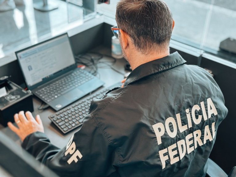 Polícia Federal deflagra Operação Moisaco contra crimes de ódio pela internet no RN