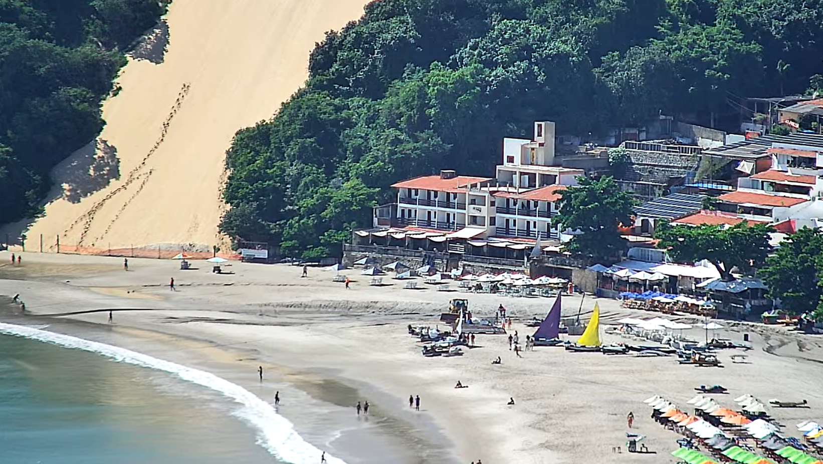 Mesquita defende engorda de Ponta Negra após alagamentos