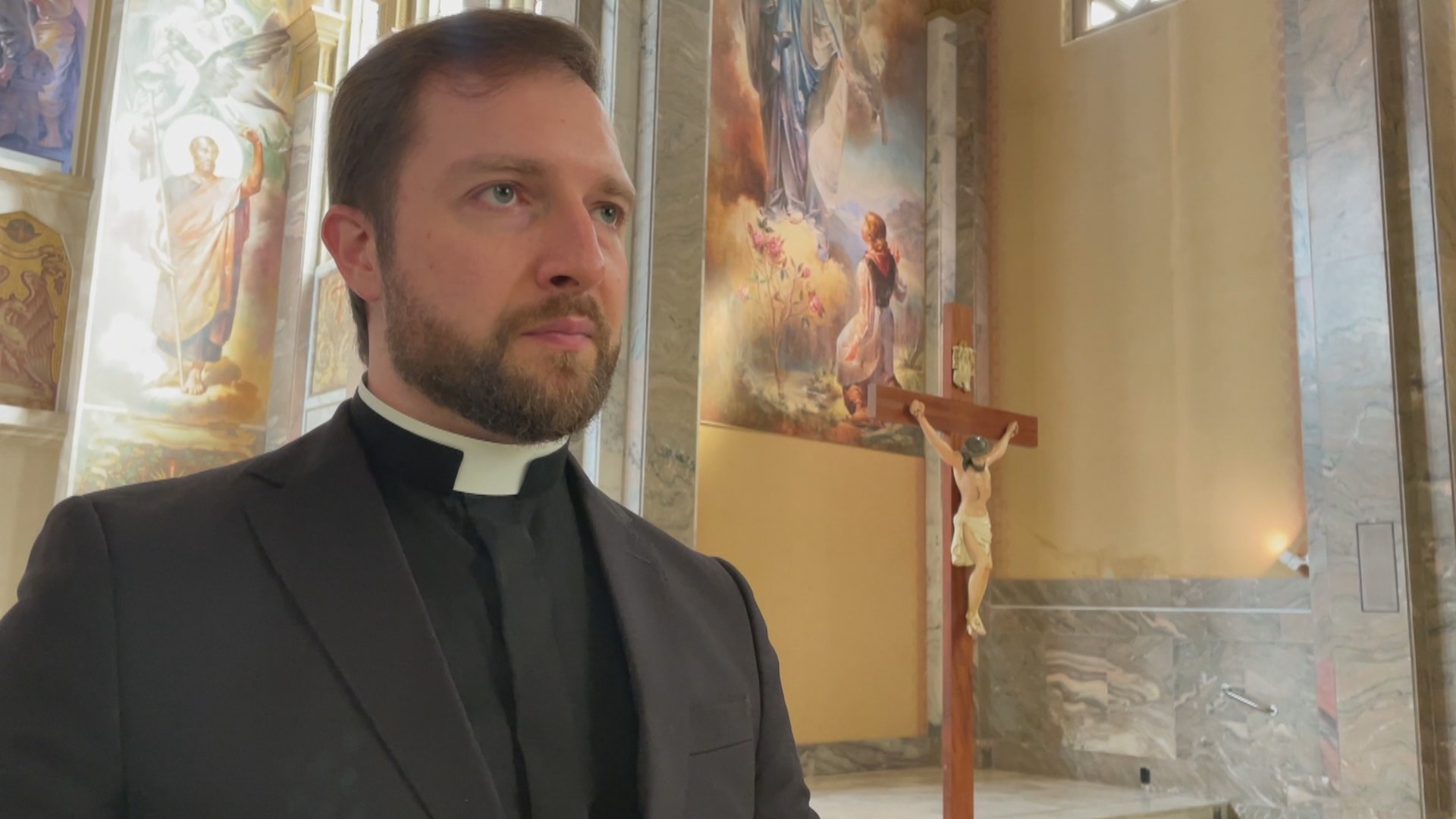 Primeiro padre exorcista da Serra do RS assume cargo e enfrenta fila de espera