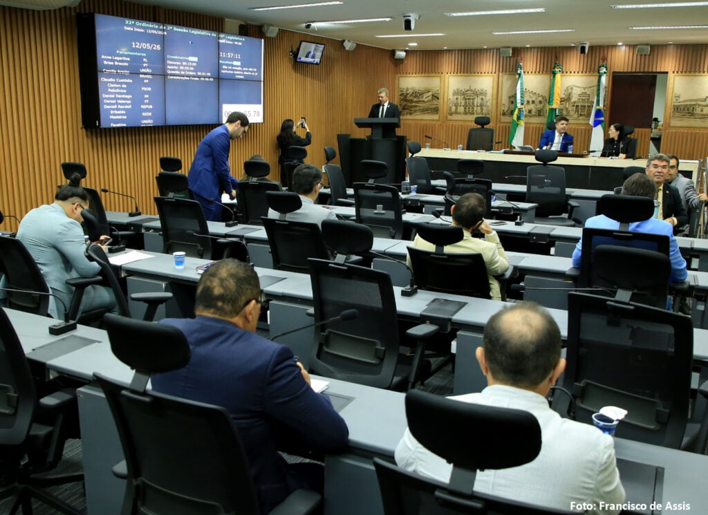 Câmara de Natal aprova PIX para ônibus na capital