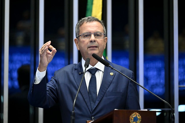 Rogério Marinho aciona TCU para suspender monitoramento de redes pelo STF