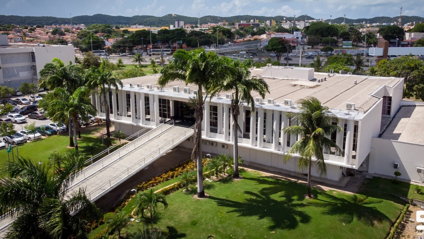 Governo do RN garante reajuste a servidores