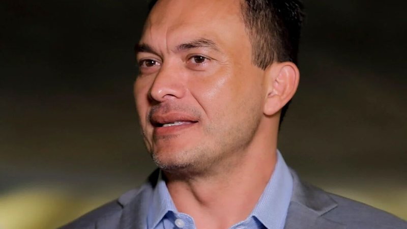 Styvenson Valentim oficializa convenção em Mossoró e define irmã de "absoluta confiança" como suplente