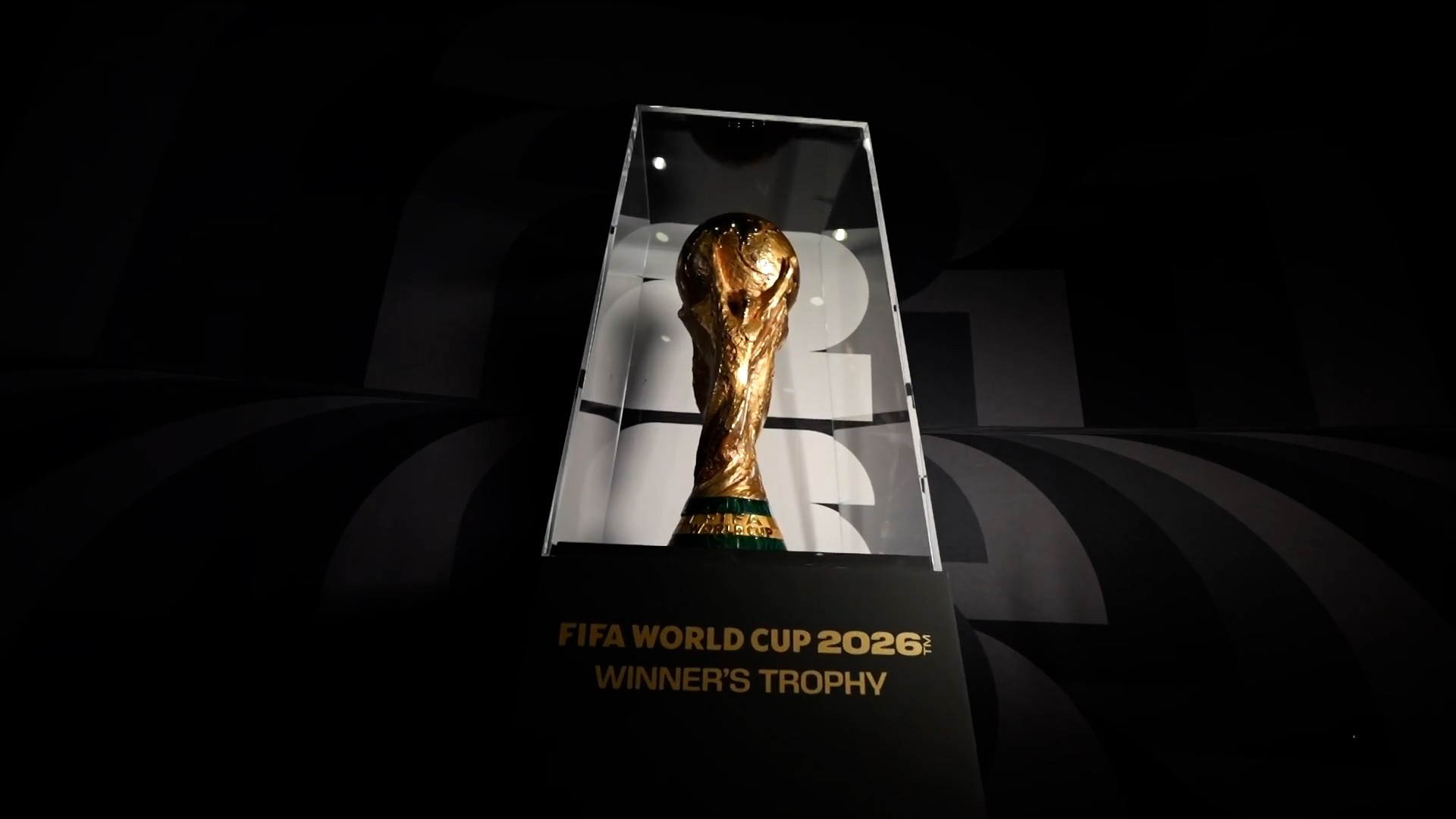 Taça da Copa do Mundo aguarda decisão entre Argentina e Espanha
