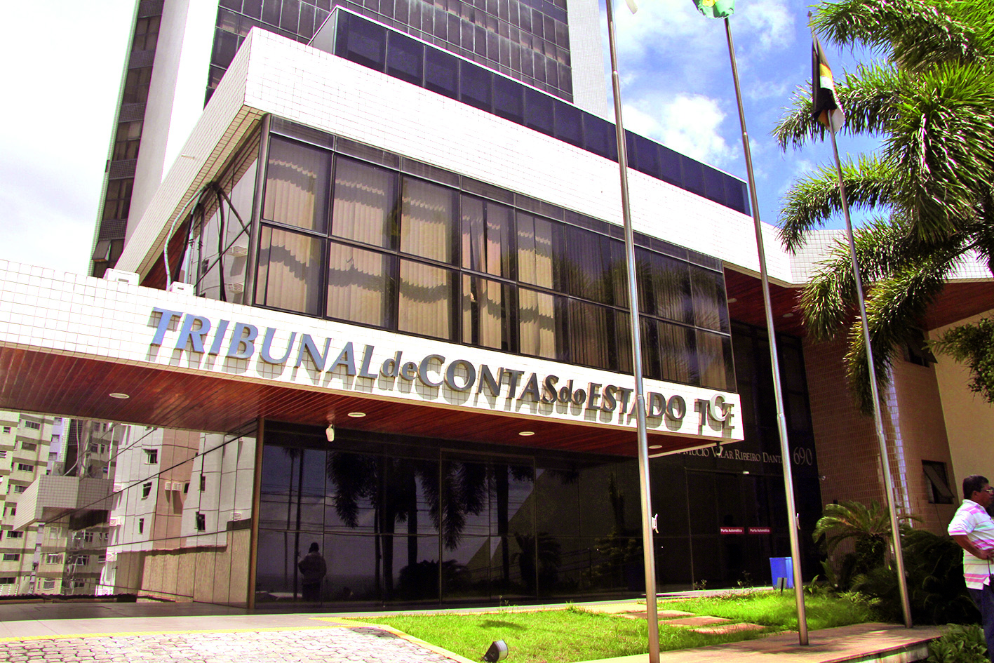 TCE-RN envia à Assembleia proposta de reajuste salarial de 4,4% para servidores