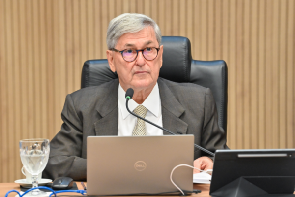 Tomba Farias lidera intenções para Assembleia Legislativa em pesquisa DataVero