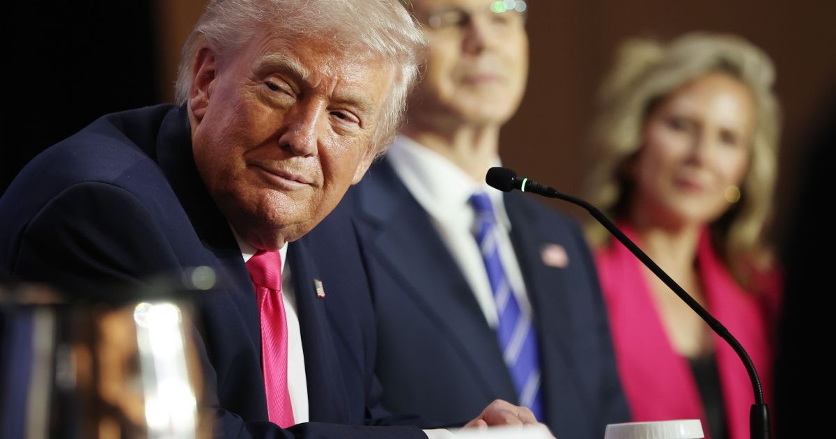 Trump anuncia fim "muito em breve" da guerra com o Irã