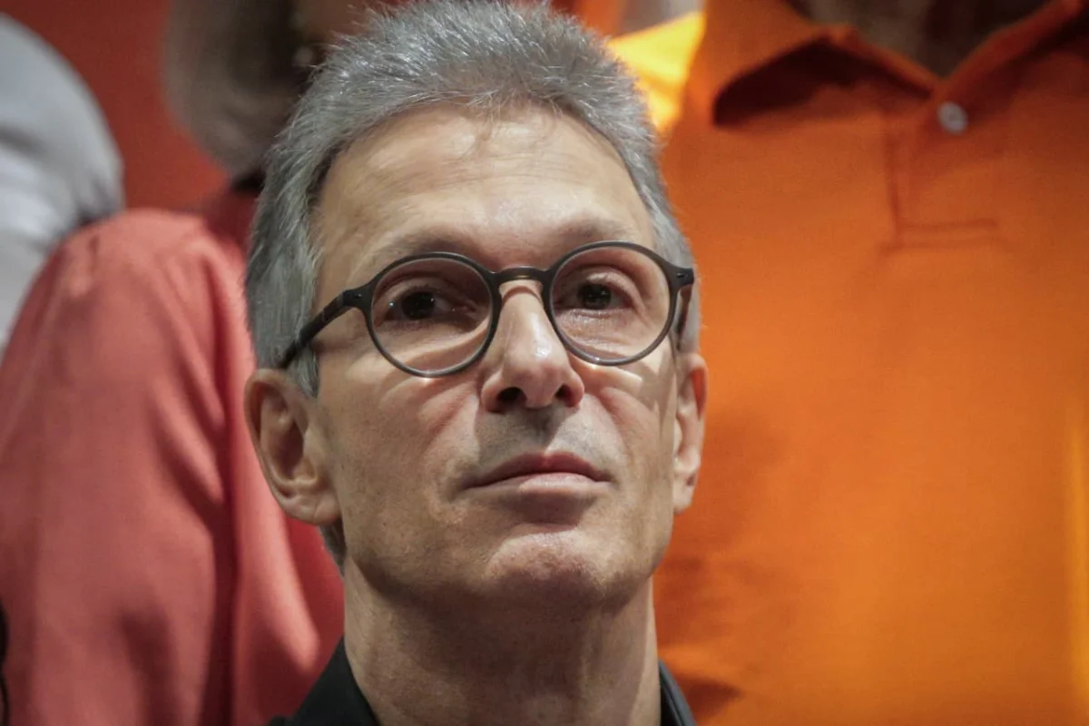 Romeu Zema critica fim da escala 6x1 e defende privatização de estatais