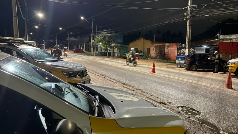 CPRE prende 3 e autua 14 por embriaguez em Extremoz