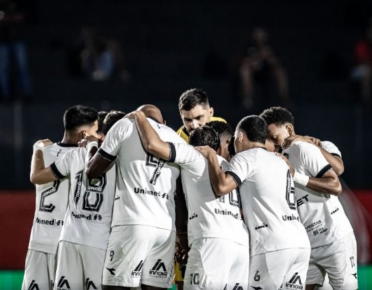 Vitória goleia ABC por 6 a 2 em jogo de ida da semifinal da Copa do Nordeste