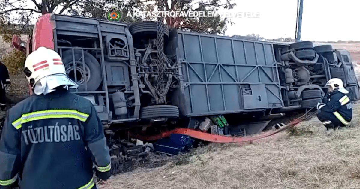 Acidente com ônibus polonês deixa ao menos 12 mortos na Hungria