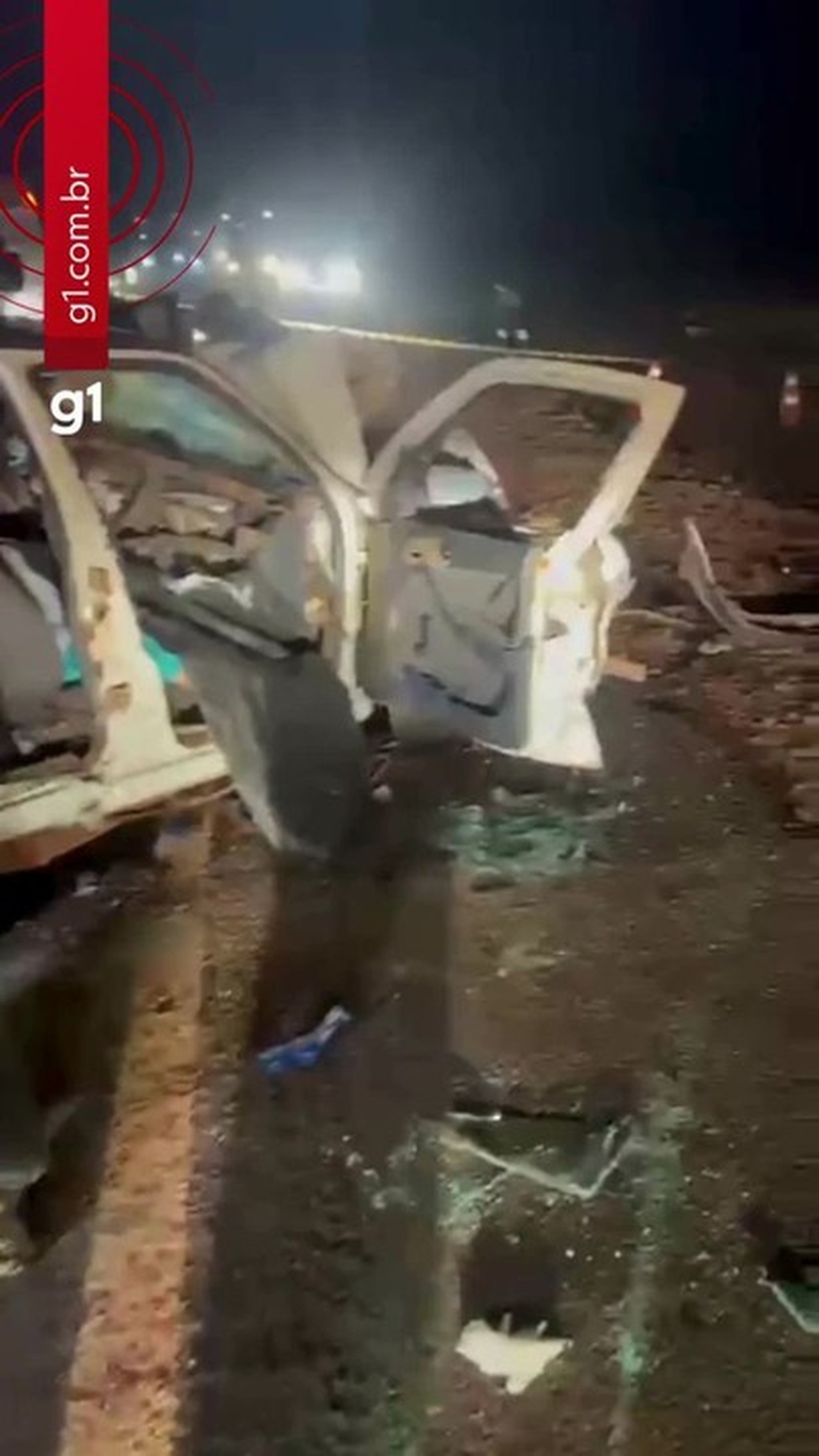 Acidente com três veículos deixa seis mortos e dois feridos na MT-358
