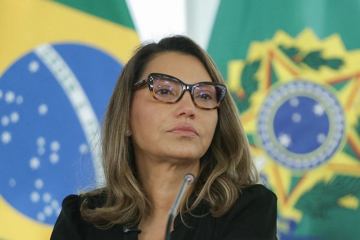 Plano de campanha visa ampliar atuação de Janja para Lula