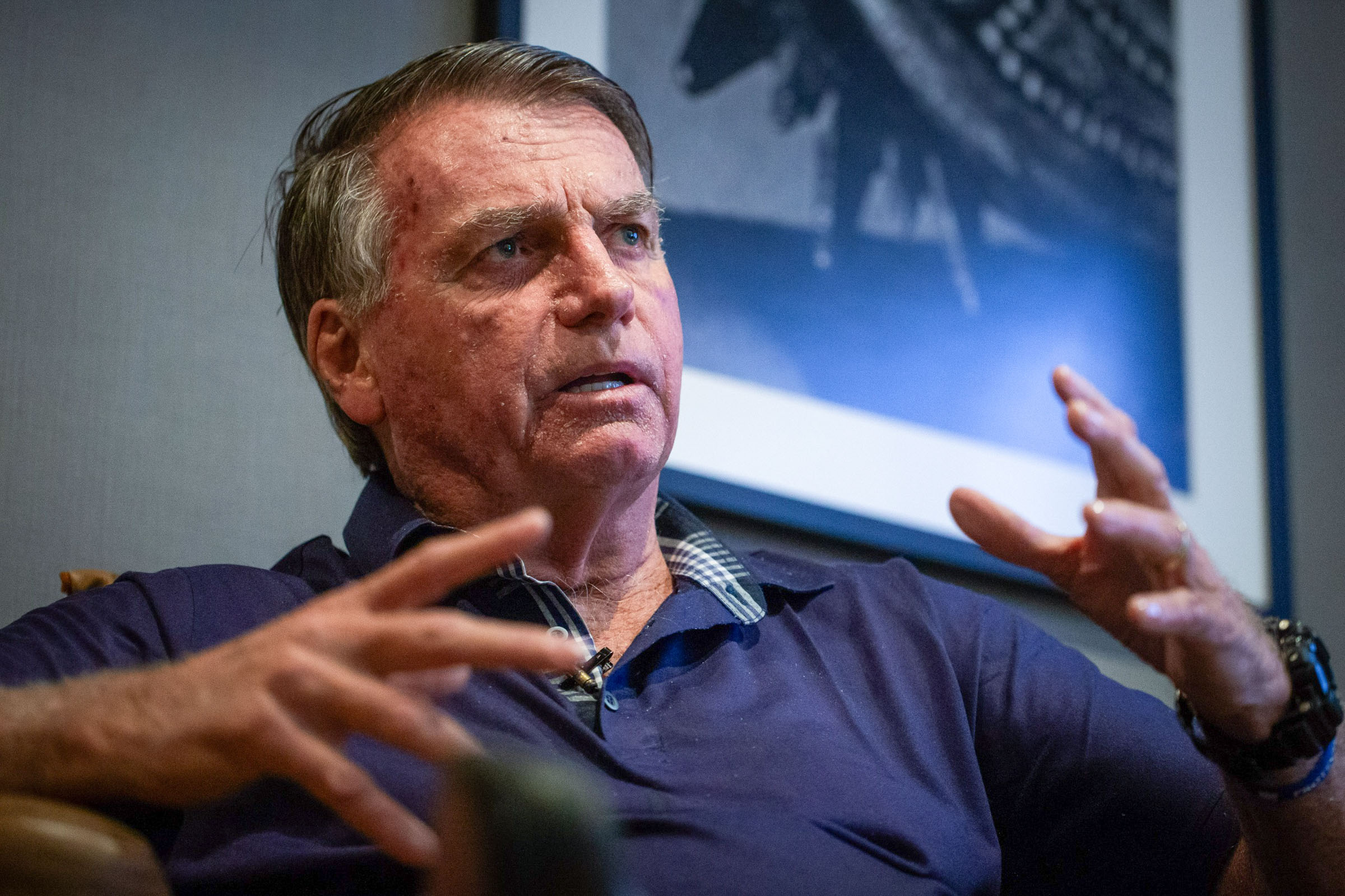 Agente do GSI diz que arma de Bolsonaro apreendida estava quebrada e em manutenção