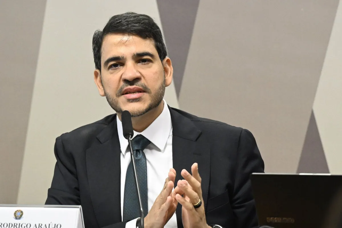 Governo Lula debate insistir em Jorge Messias ao STF
