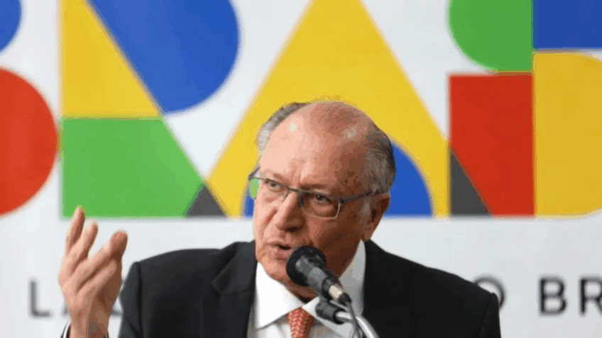 Geraldo Alckmin representa Lula na abertura da Bahia Farm Show 2026 e anuncia R$ 14 bilhões em crédito